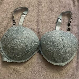 Victoria’s Secret teal bra w/silver studded straps